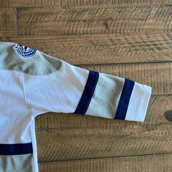 Vancouver Canucks Jersey - Child 24 Months - Picture 2 of 15